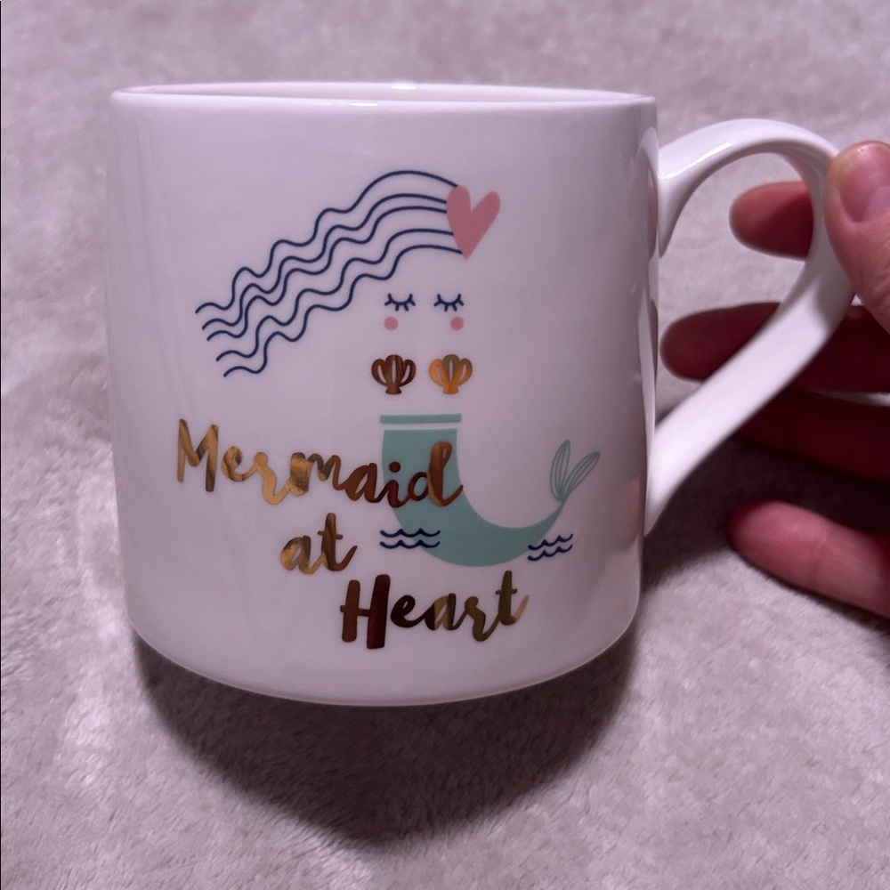 Slant Collections
“Mermaid at Heart” 
20 Oz. Mug…NWT..